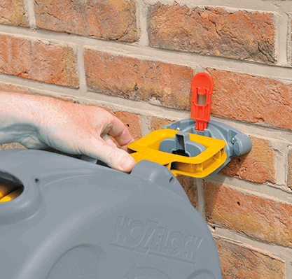 Hozelock Compact Reel 25m Hose Mp & Nozzle - Image 4