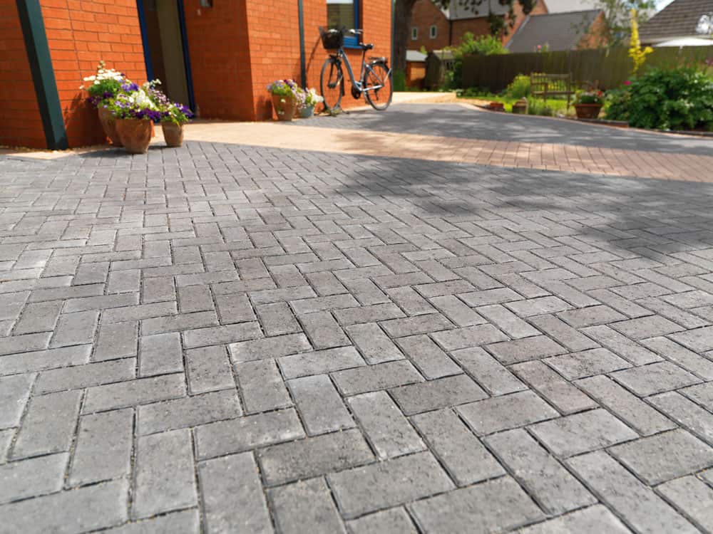 60mm Permeable Paver Aqua Damson - Image 2