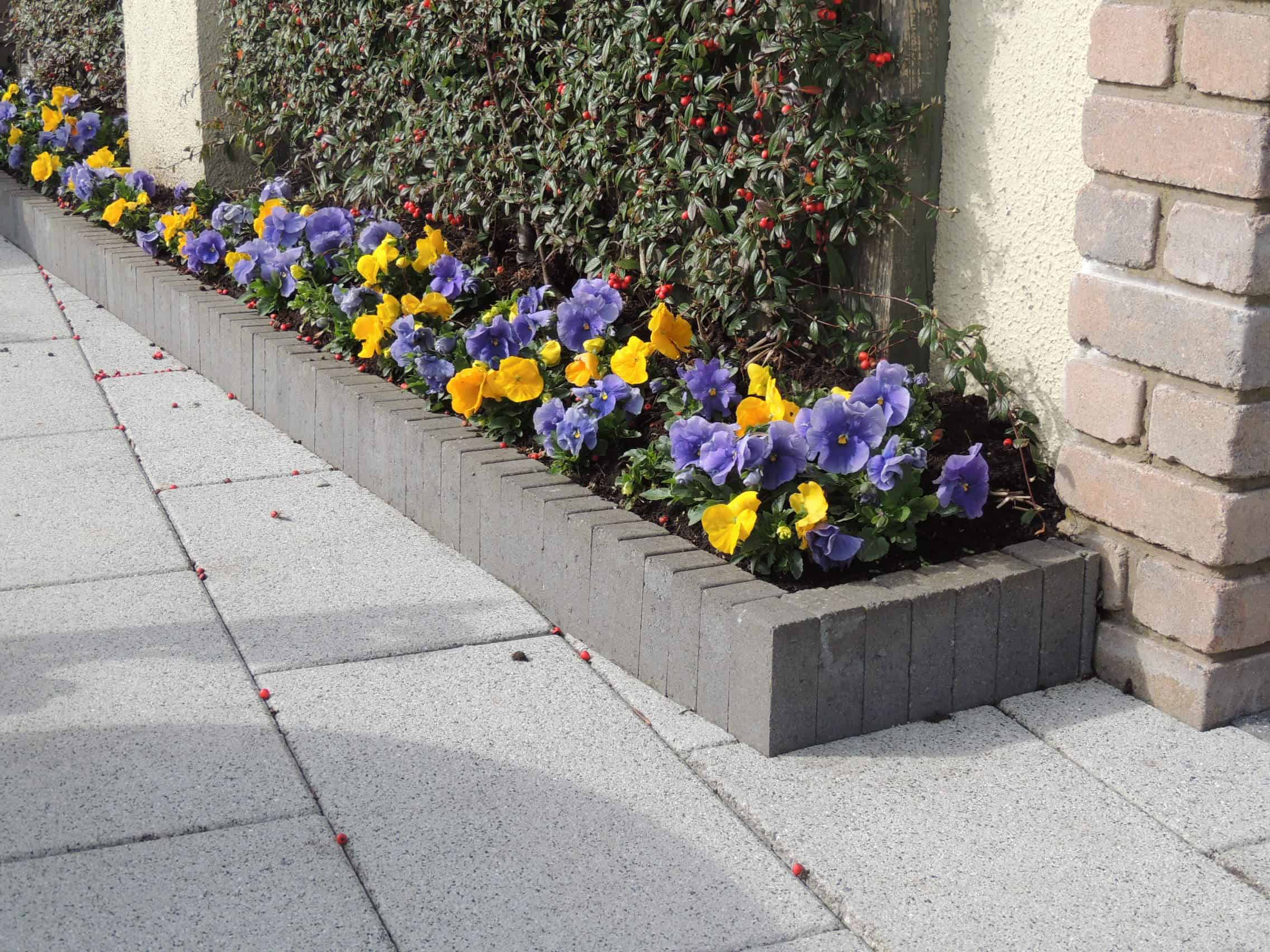 Inish Standard Slimsett Paver Charcoal 200 X 60 X 50mm Per Pack - Image 3