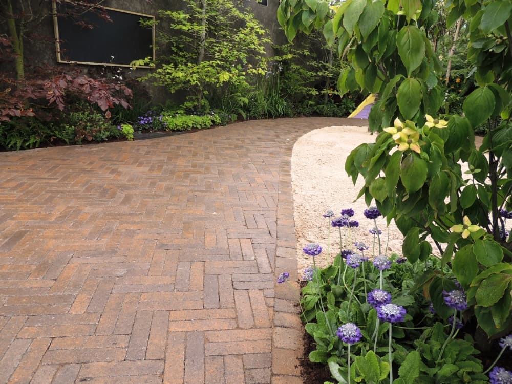 Inish Standard Slimsett Paver Rustic 200 X 60 X 50mm Per Pack - Image 3