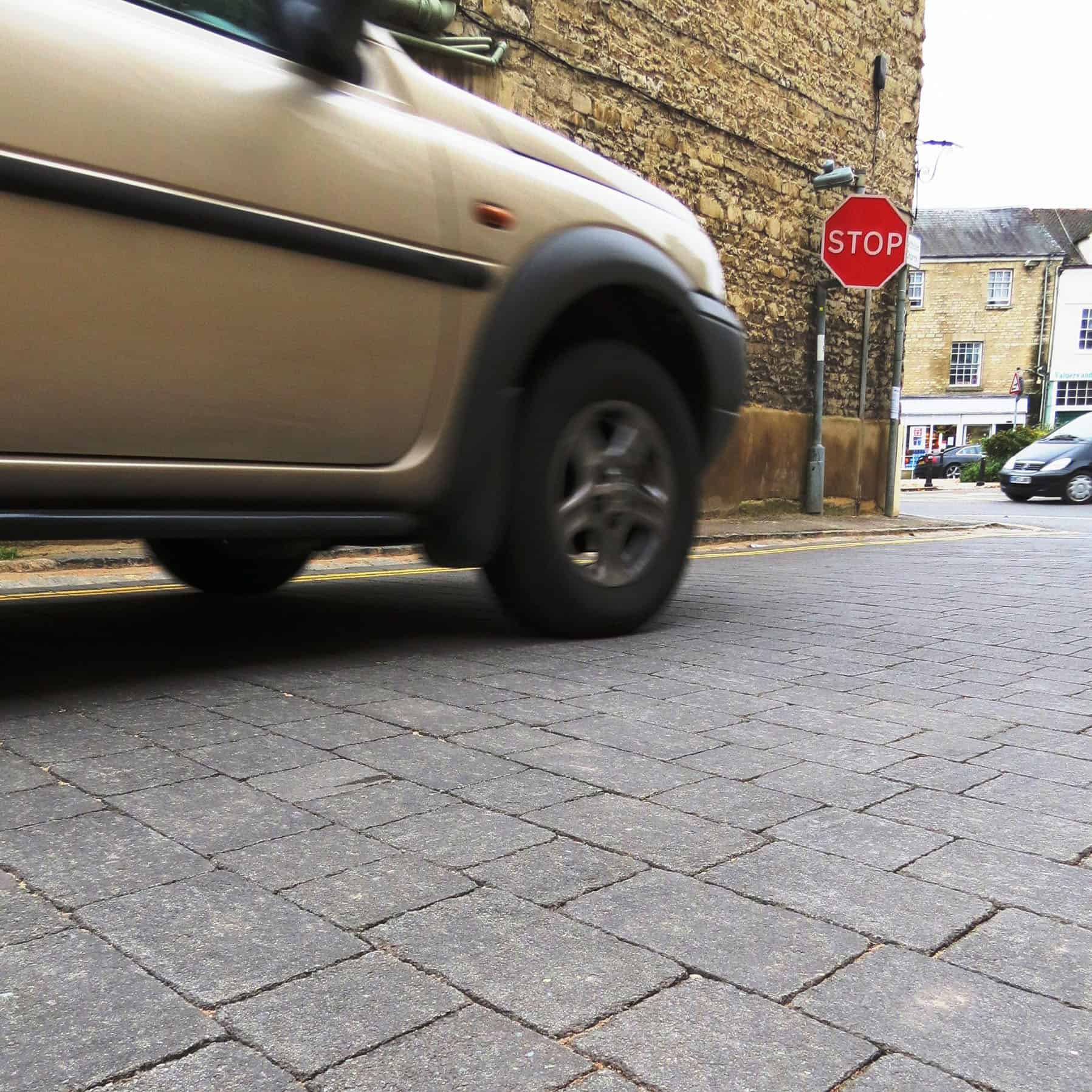 50mm Mellifont Paver 3 Size Charcoal - Image 2