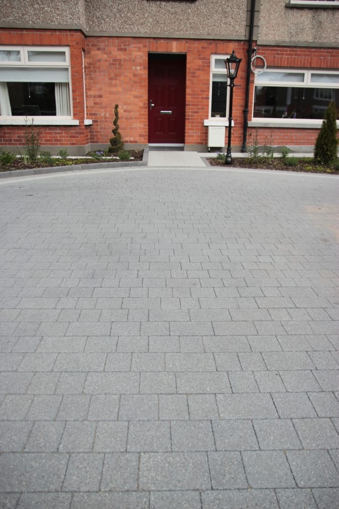 50mm Mellifont Paver 3 Size Charcoal - Image 3